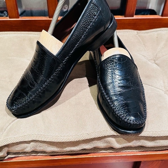 Johnston & Murphy Croc Design Loafers. - Picture 5 of 14